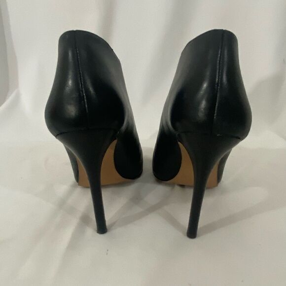 NWOT Julianne Hough for Sole Society Black Booties - Picture 4 of 8